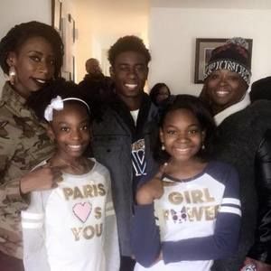 Meet your Posher, Eric